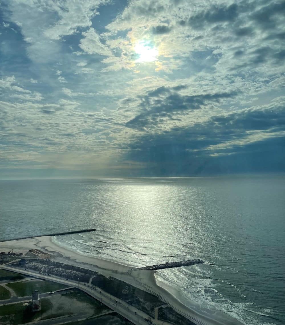 Image of a sunset in Atlantic City